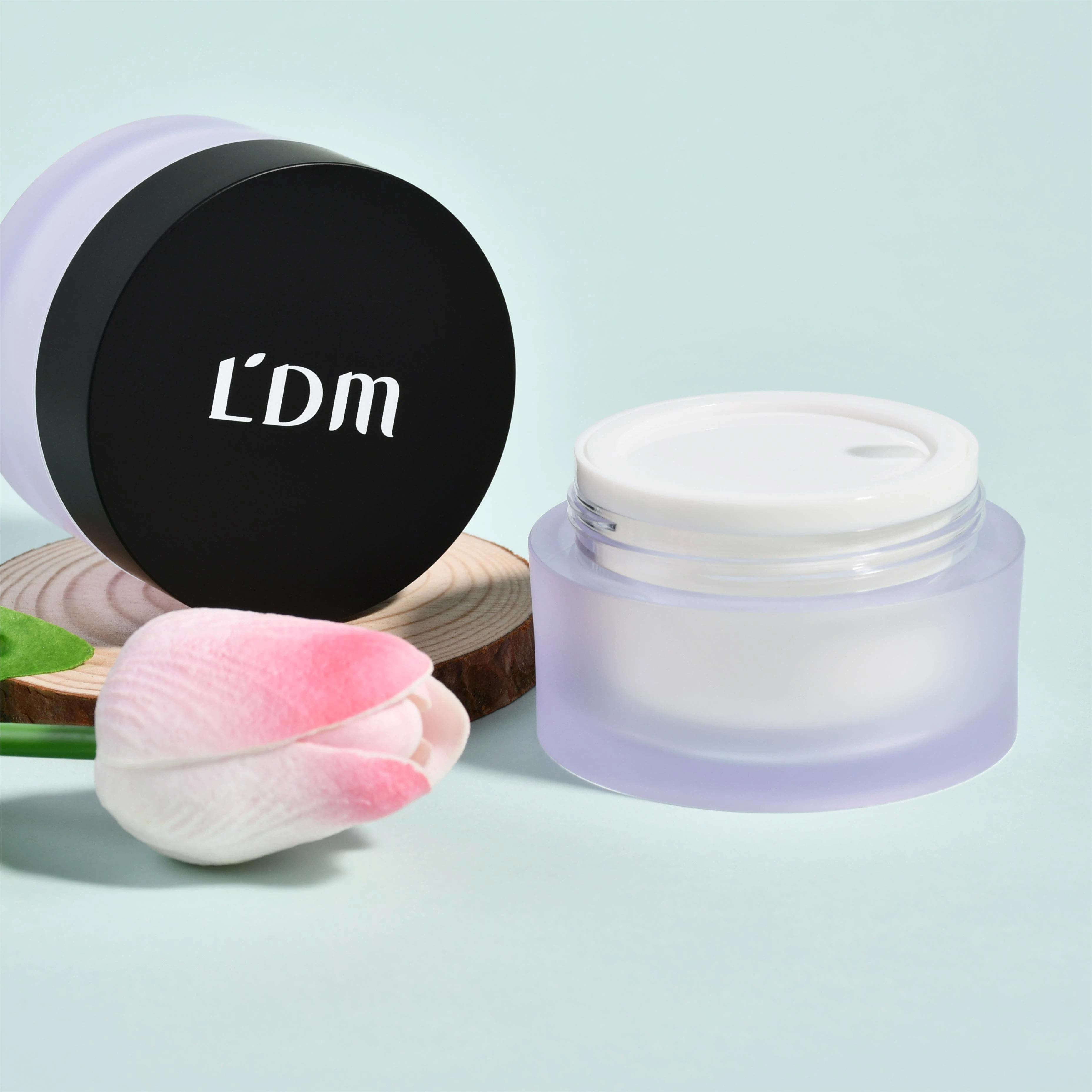 צנצנת קוסמטית