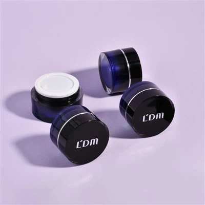 צנצנות קוסמטיקה אקרילית